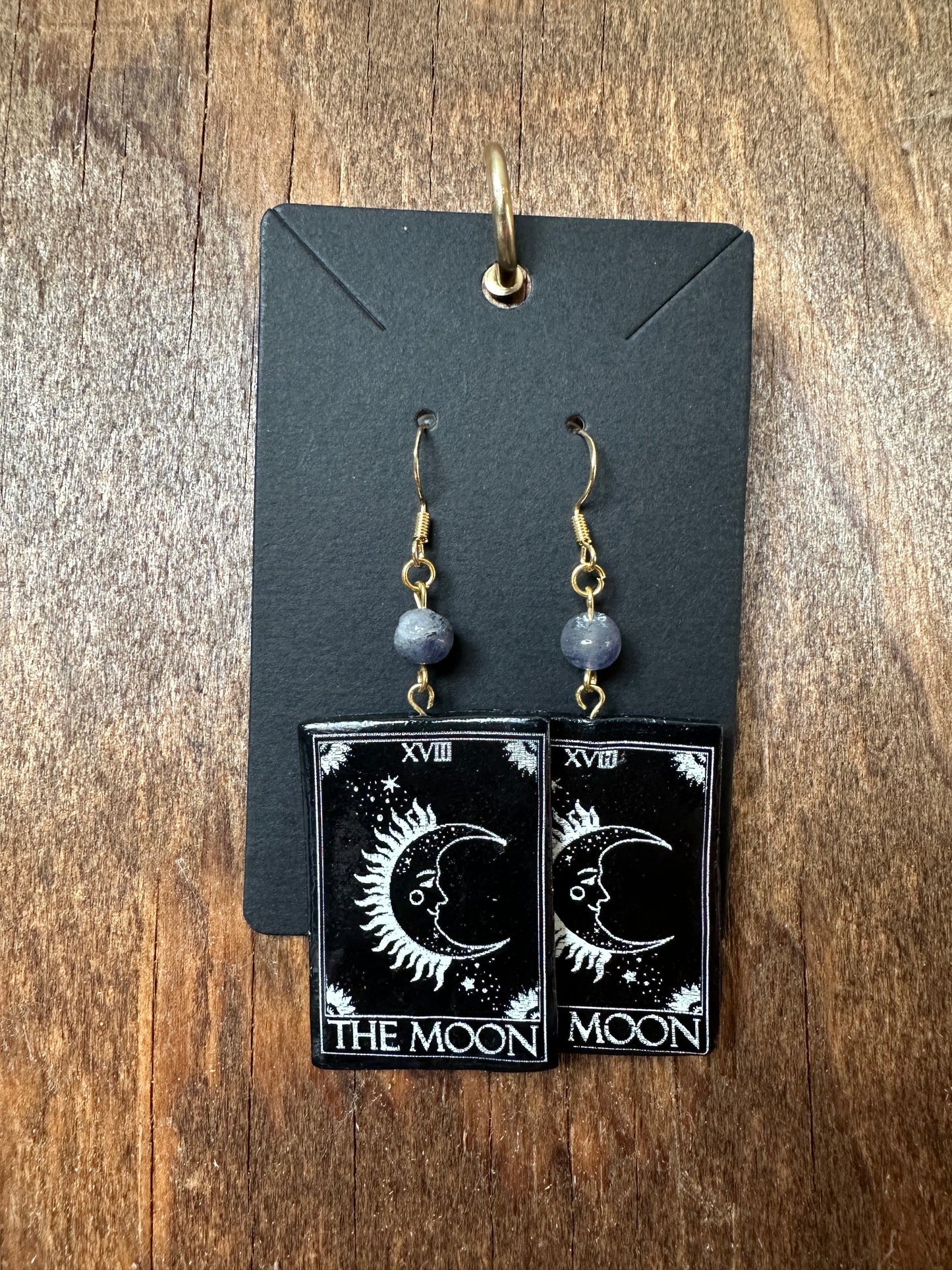 Tarot: The Moon (iolite beads)