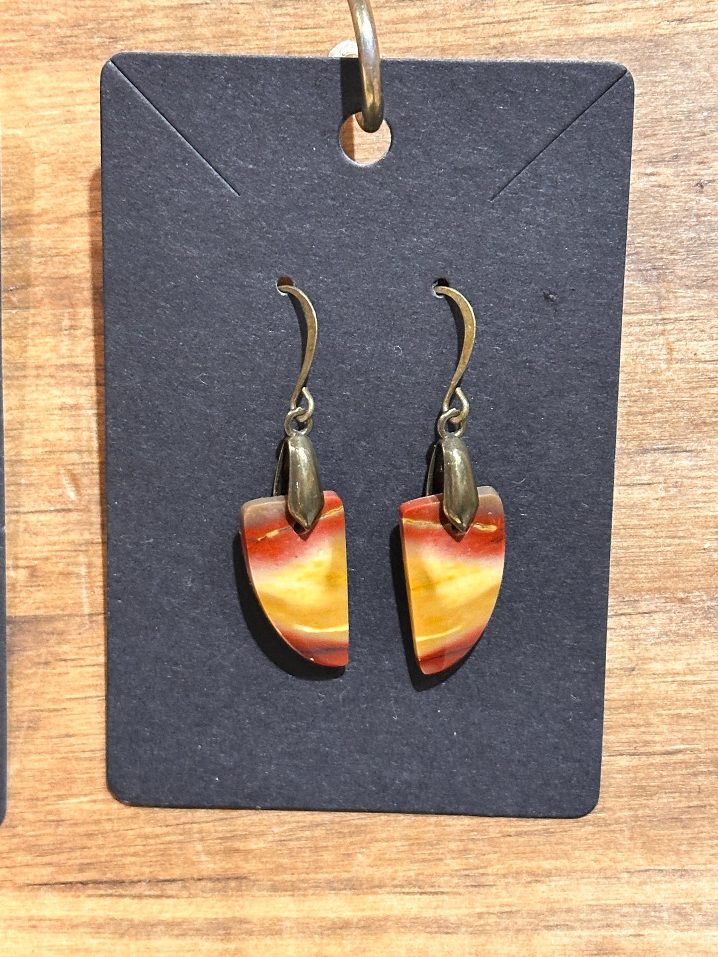 Mookaite (quarter oval)