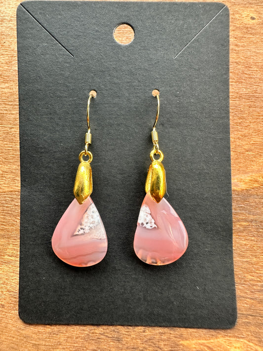 Agate Teardrops (gold-toned)